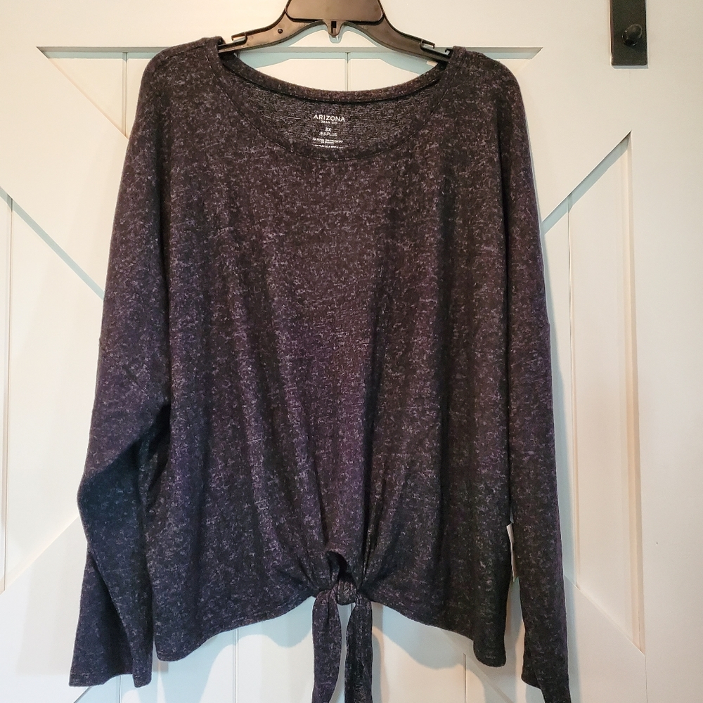 Juniors Plus top